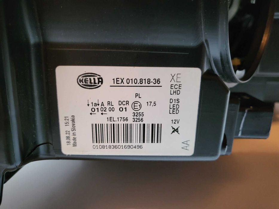 Mercedes-Benz GLA 2014 2017 FAR Cu Xenon Dreapta