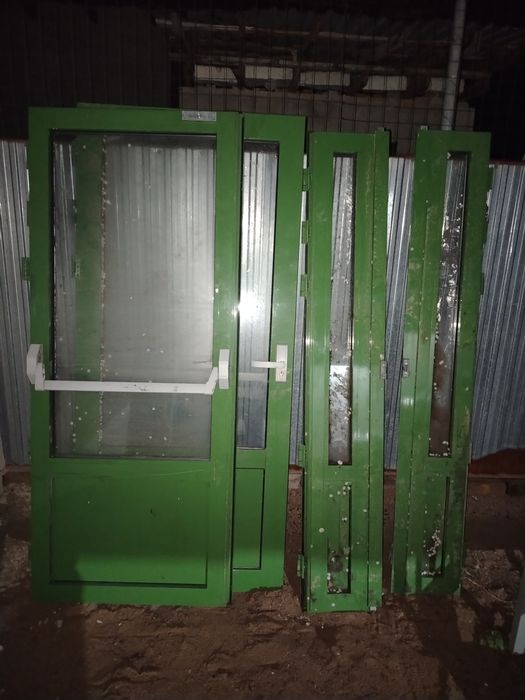 Двери алюминий без рамы