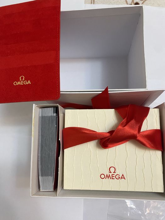 Cutie ceas Omega Omega Women's Constellation Swiss-Quartz Watch