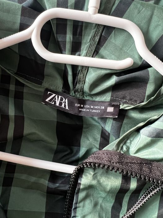 Jacheta subtire zara in carouri marimea M