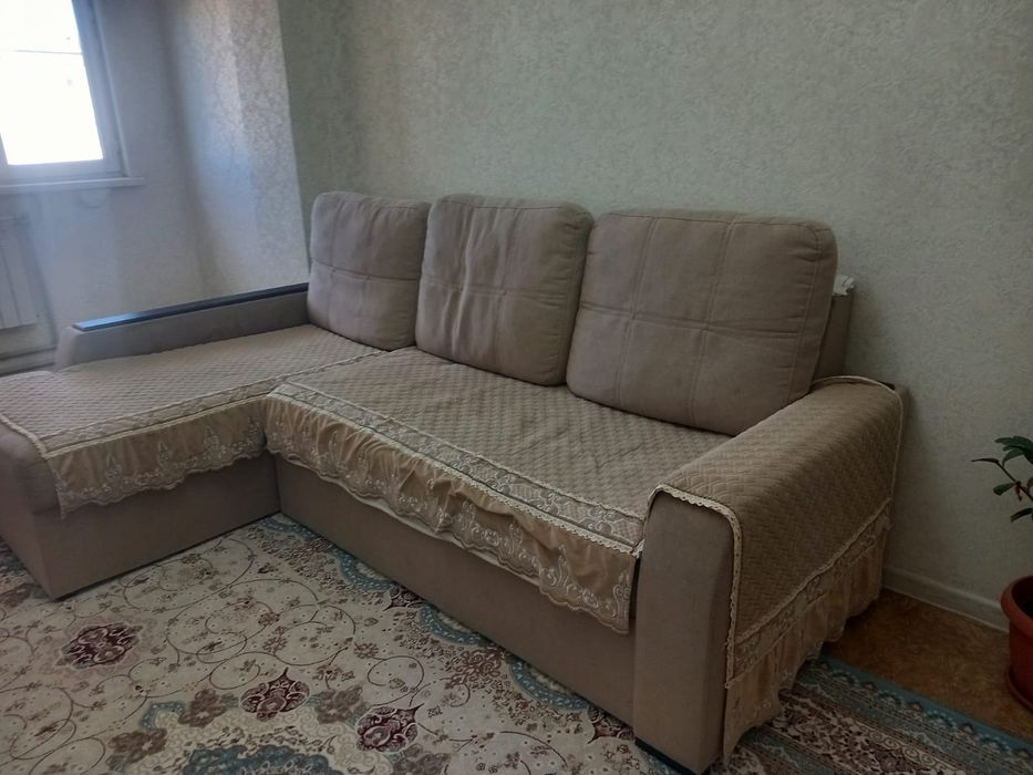 Б/у раскладной диван