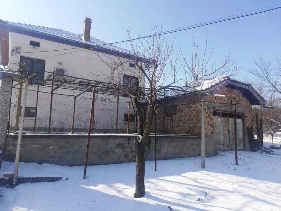 Къща в село Пчелище