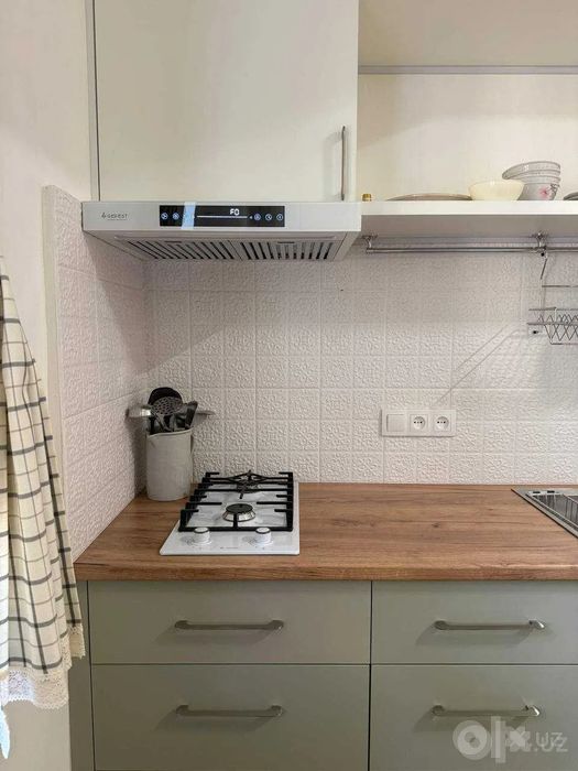 Сдаётся 2-комн метро Космонавтов, 45 м²