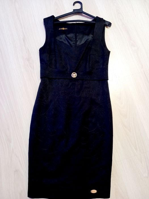 Ефектни ЕЛЕГАНТНИ черни  РОКЛИ на РАЗЛИЧНИ цени