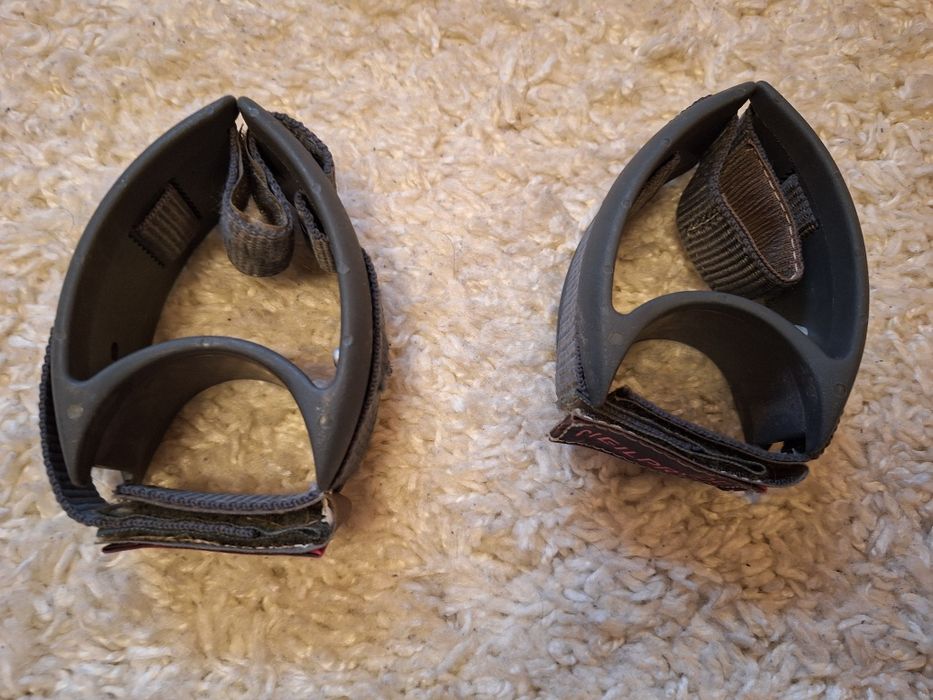 2 Cleme Neilpryde - Windsurf Sail Batten Cam / Surfing