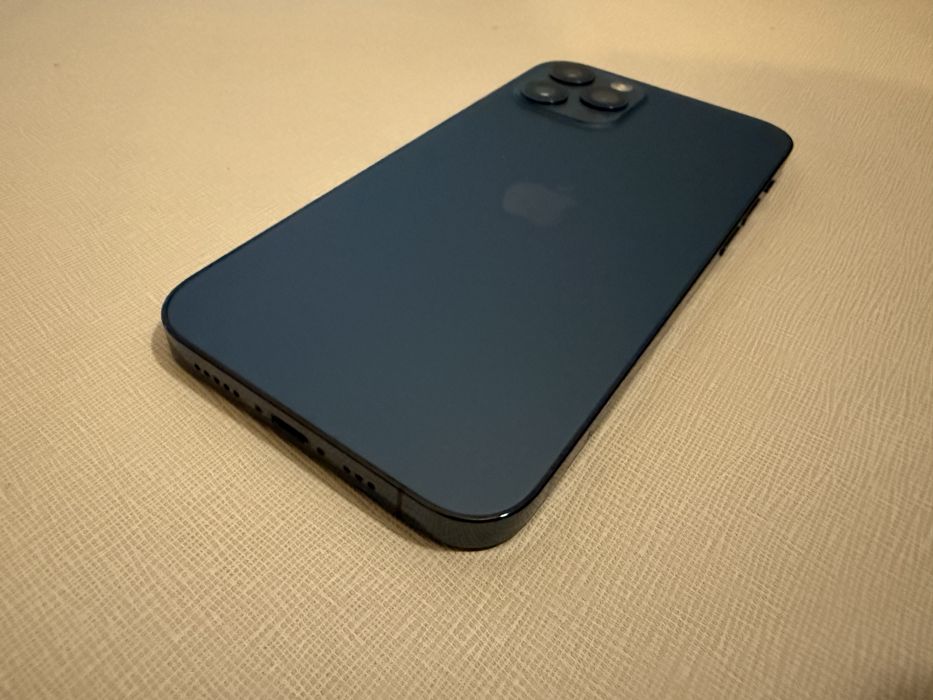 Перфектен iPhone 12 Pro 128GB