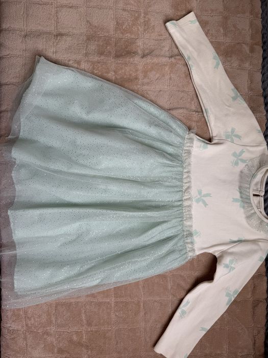 Рокля за момиче на 4