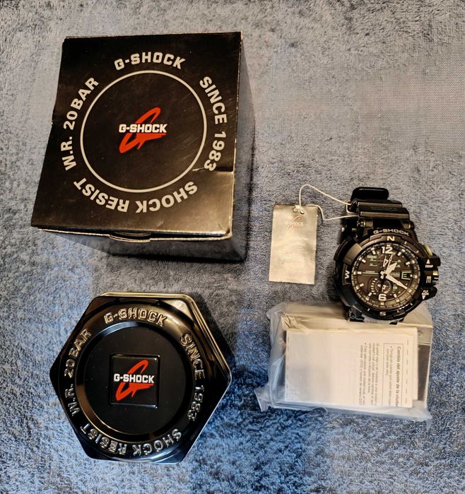 Часы Casio G-Shock GW-A1100-1A3.