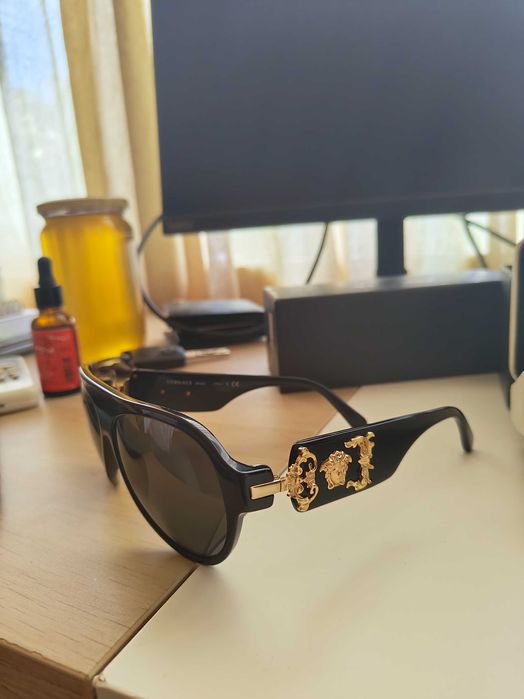 Слънчеви очила Versace