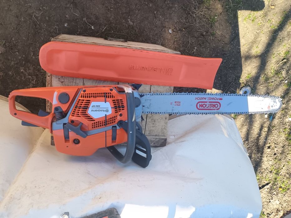 Husqvarna 592 XP . Lama 70 cm.