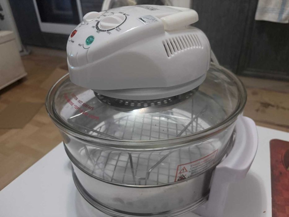 халогенен конвекционен готварски уред