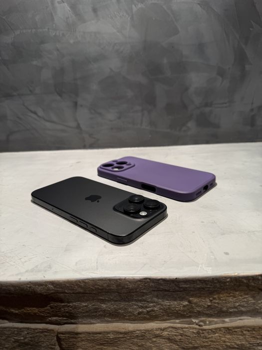 КАТО НОВ Iphone 16 Pro, 100% батерия