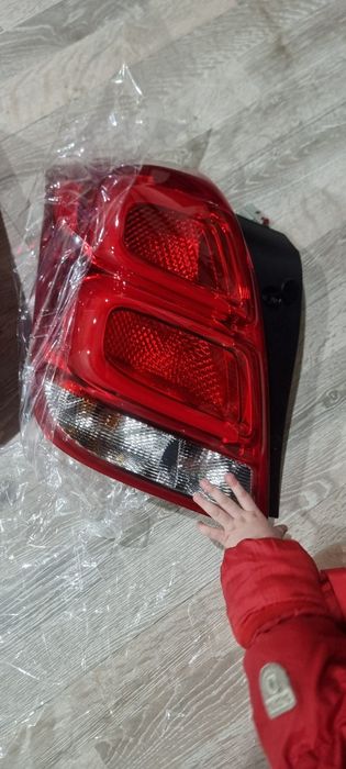 Трикер 1 фара орка фара задний фара стоп оригинал янги триккер 1 стоп