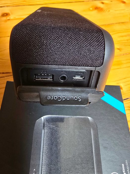 Anker SoundCore Boost 20W Bluetooth / AUX / NFC колонка
