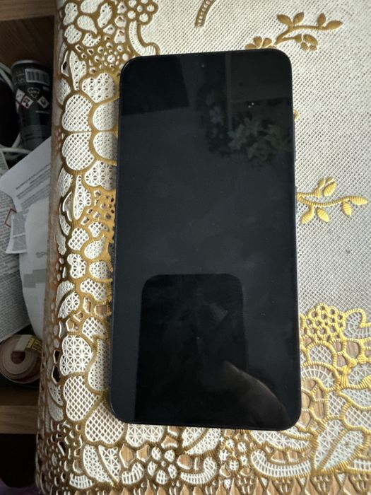 Samsung S23  Telefonul este luat din Spania