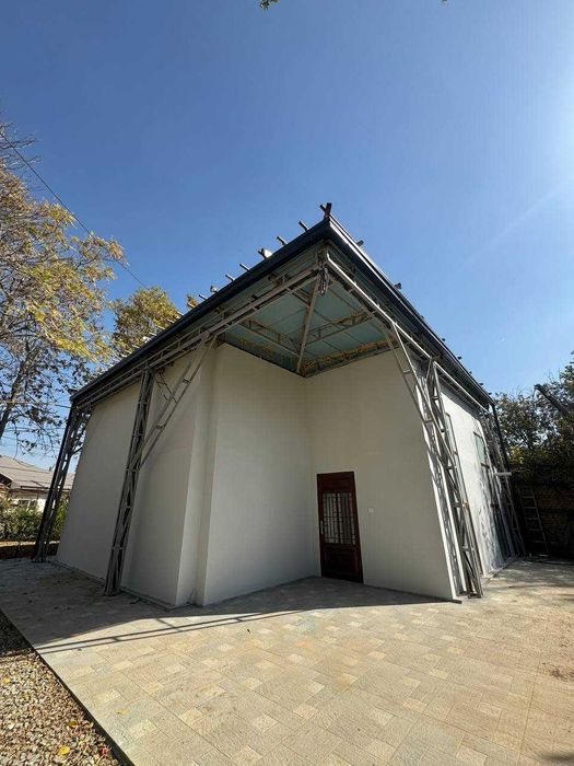 ~Сдается дом 100 м² в Мирзо-Улугбекском районе с участком 14 соток!