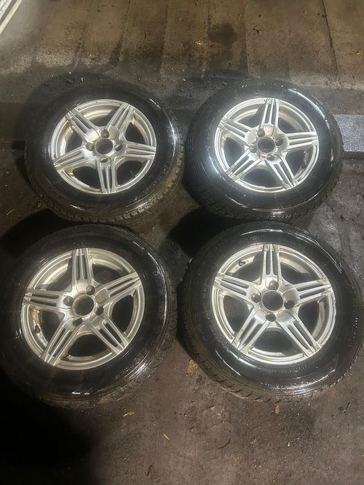 Продам комплект дисков на липучках