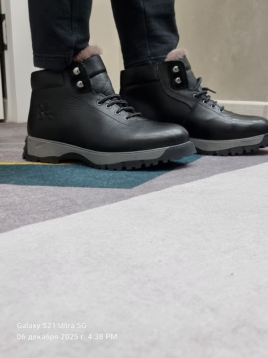 Продам Ботинки  Кожа Мех Овчина