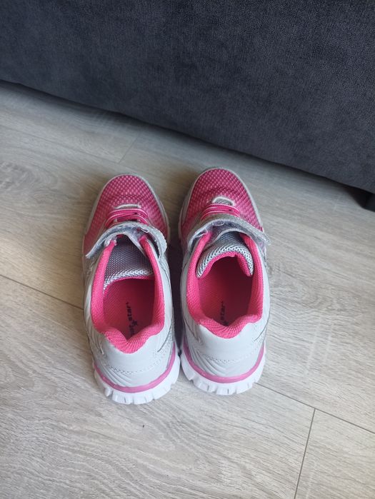 Маратонки за момиче 34н.