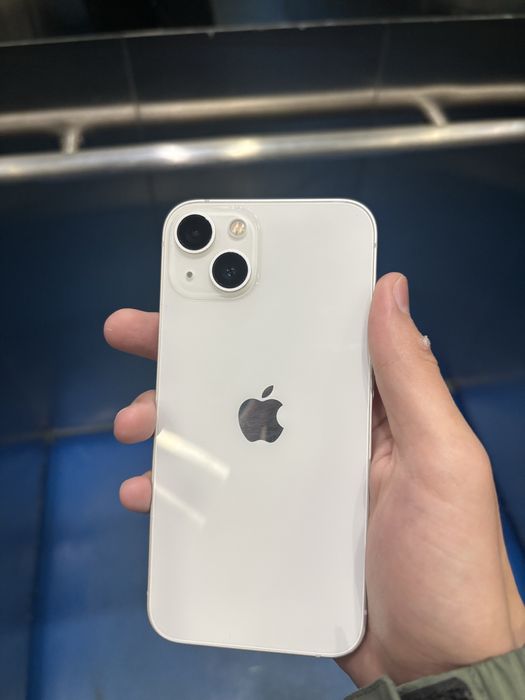 Продам  айфон 13