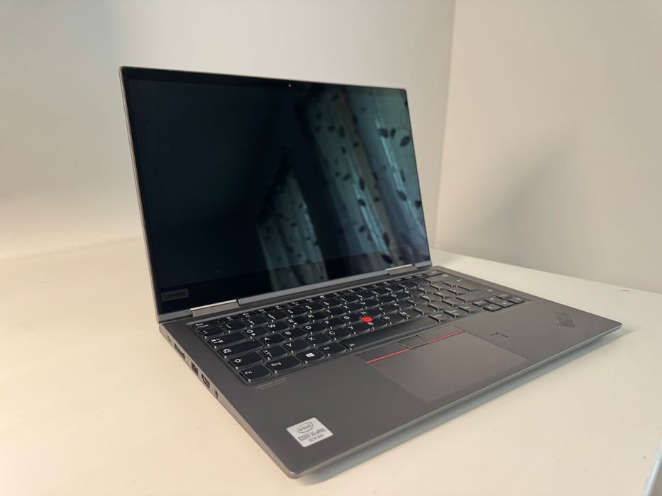 Lenovo ThinkPad X1 Yoga – i5 vPro/16GB RAM/256GB SSD