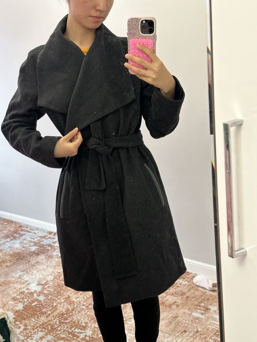 Женское пальто классического кроя