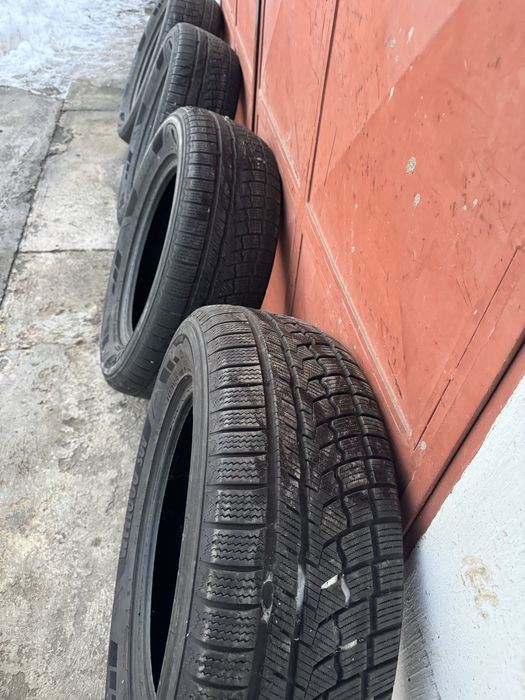 255/55 R 18  255/60 R18  3set Touareg 7L