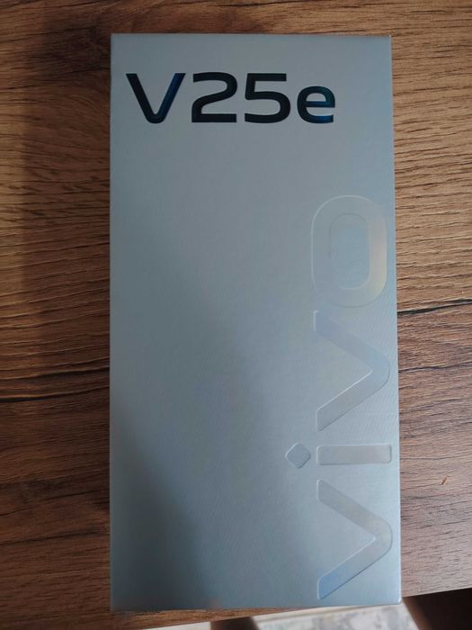Телефон Vivo v25e