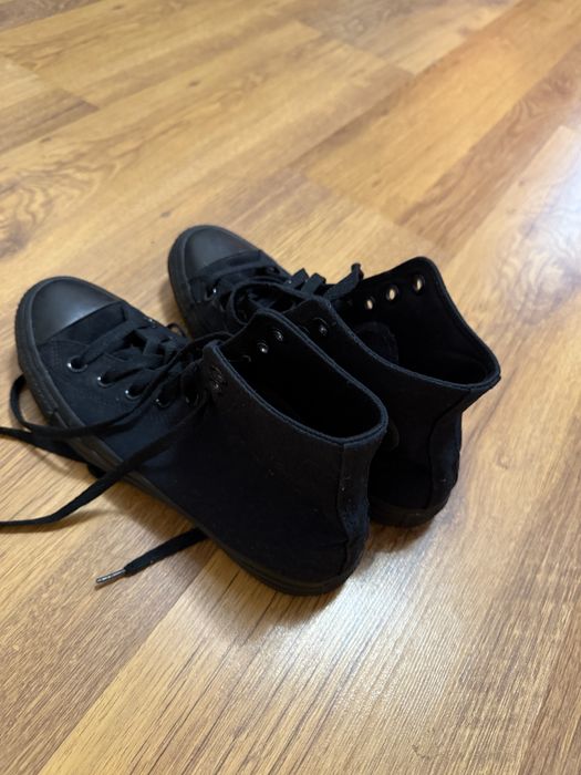 Продам converse в отличном состоянии