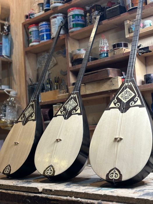 Домбыра шеберханадан тікелей алыңыз