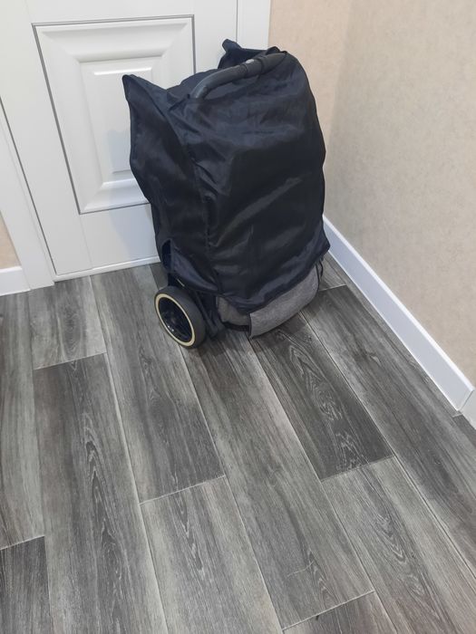 Продам детскую коляску