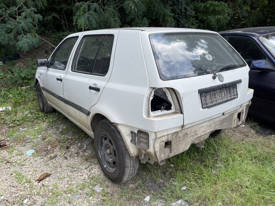 Vw Golf 3 1.9d На Части