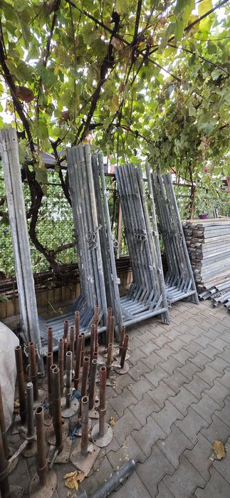 Închiriere schela metalică fixa și mobila transport