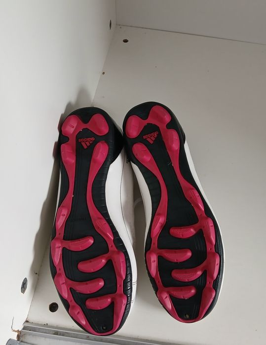 Adidas бутонки футболни 38 номер