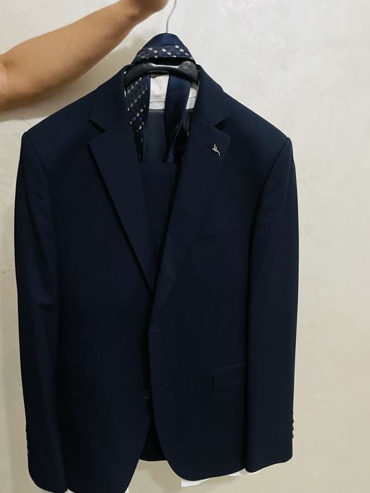 Костюм от Salvarini