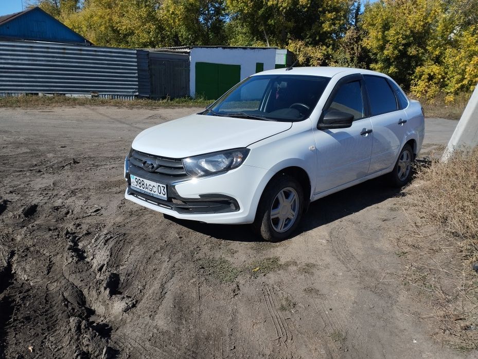 Ваз Лада гранта седан