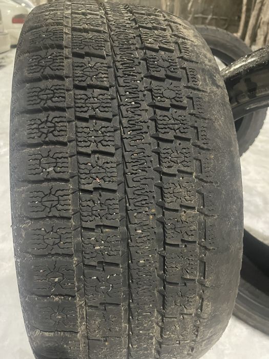 R18 245/40 резина