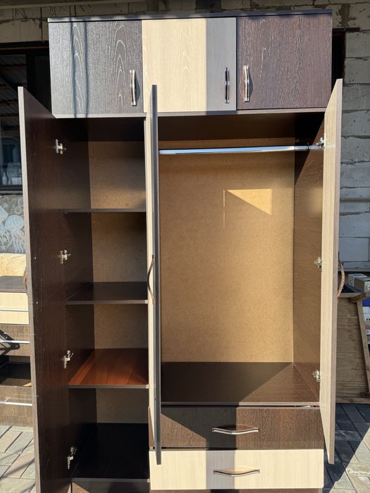 Продам шкаф с антрисолью