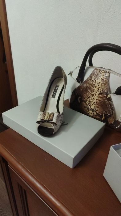 Продажа обуви ###