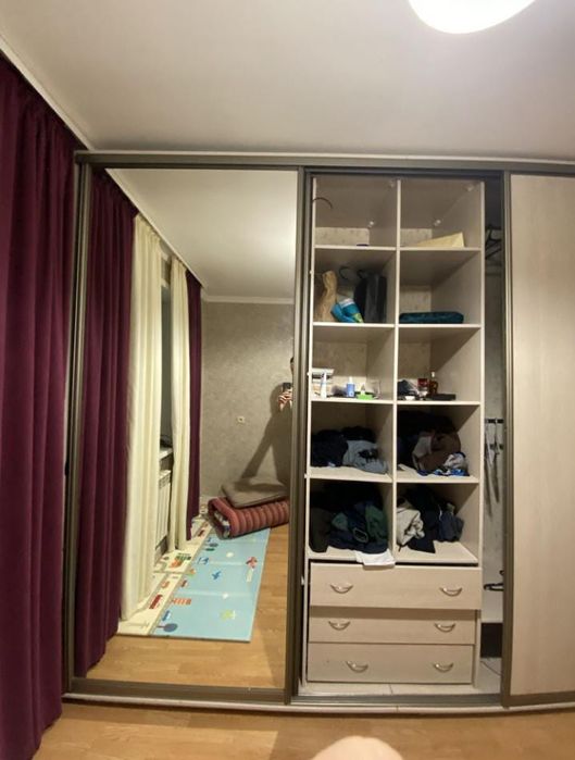 Продам шкаф купе