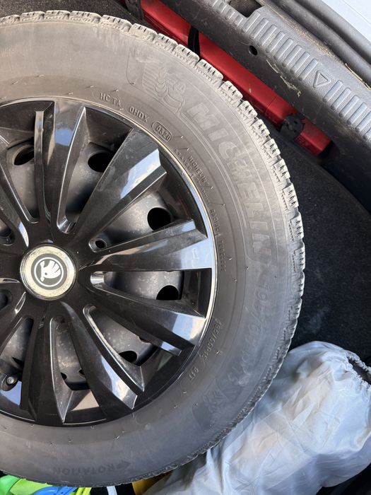 Roti (jante + anvelope iarna + capace) 195/65/15 - 5x112