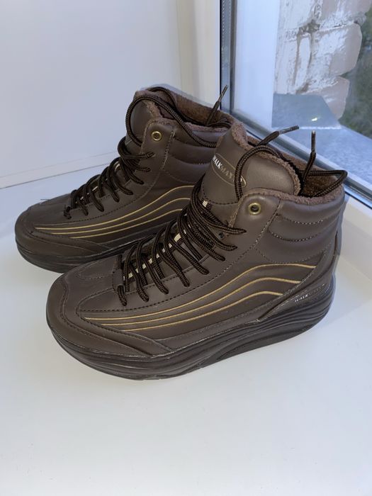 Женские осенние ботинки