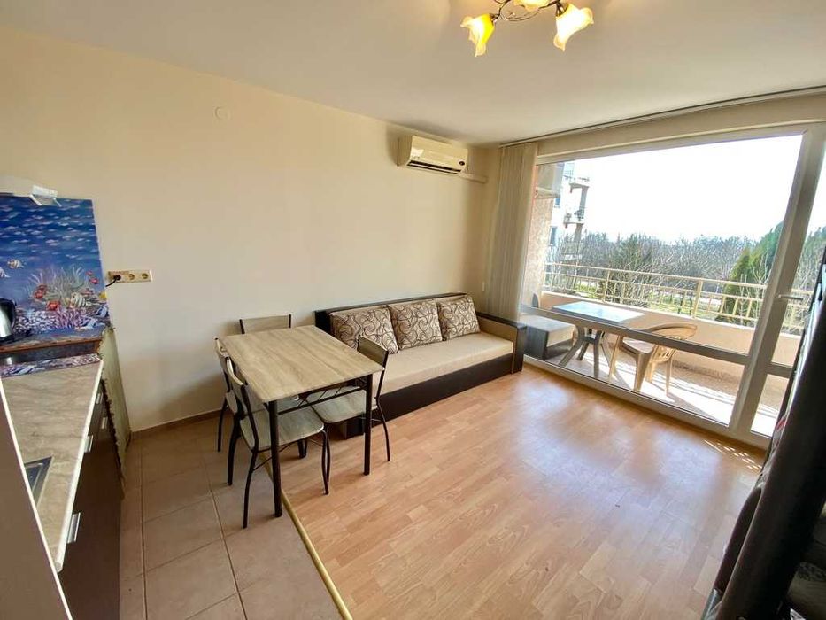 Продава се Едностаен апартамент в к.к. Слънчев бряг - 40 кв.м за 702 €/кв.м - Снимка #1