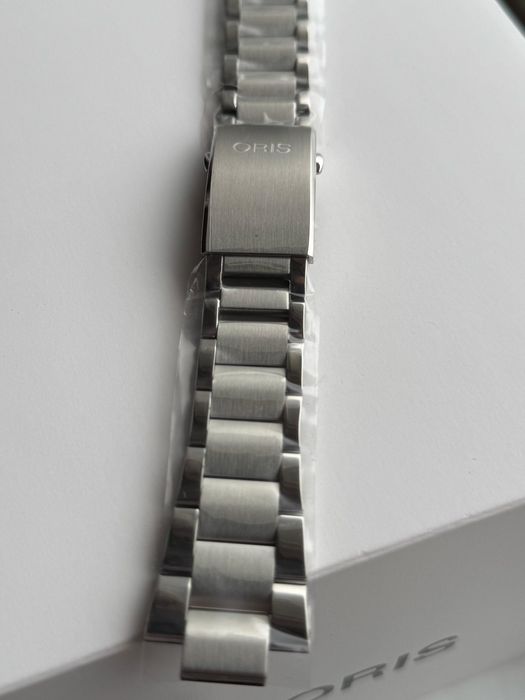 Верижка за часовник Oris чисто нова