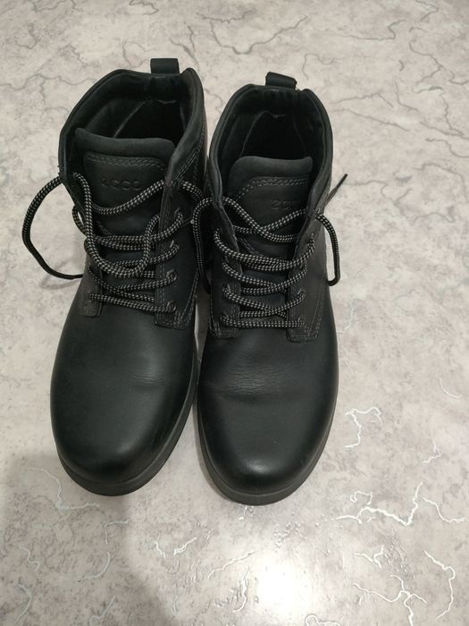 Продам обувь фирмы ессо