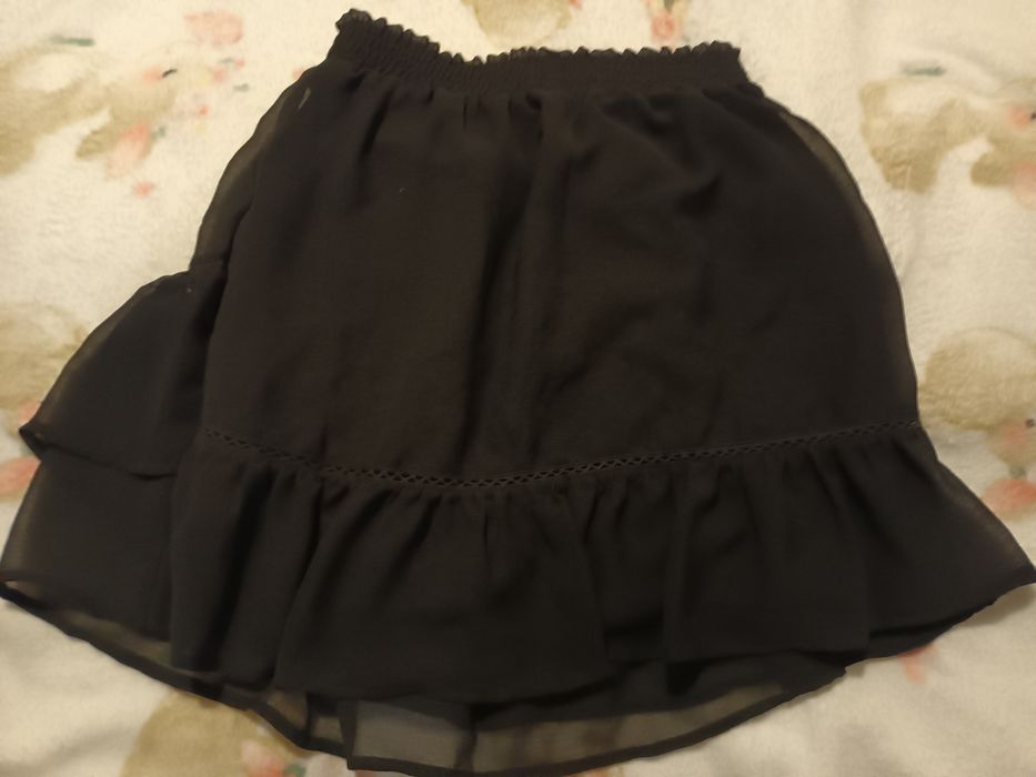 Fusta Reserved neagra
