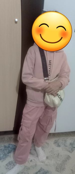 Продам брюки на девочку