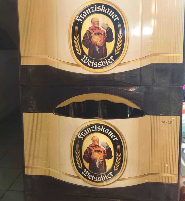 Каса от бира с амбалажа