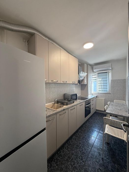 Proprietar închiriez apartament 2 camere