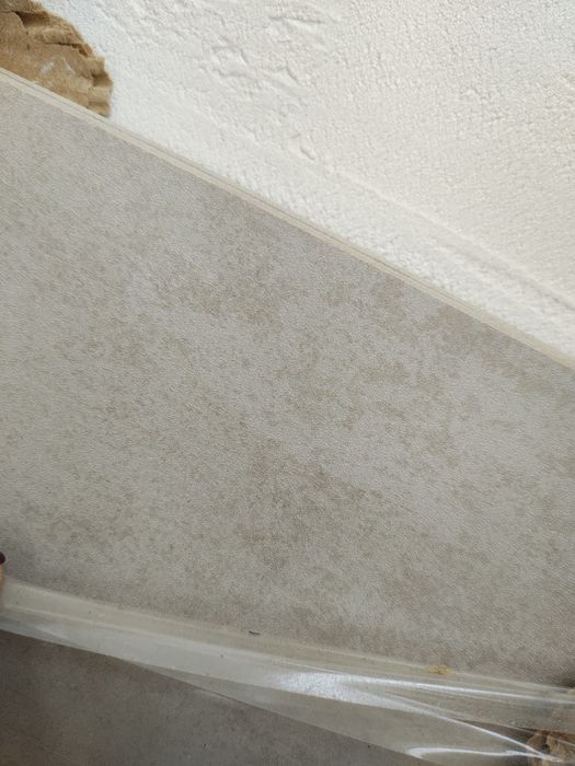 Отдам 3 кафеля бесплатно 60*60 см
